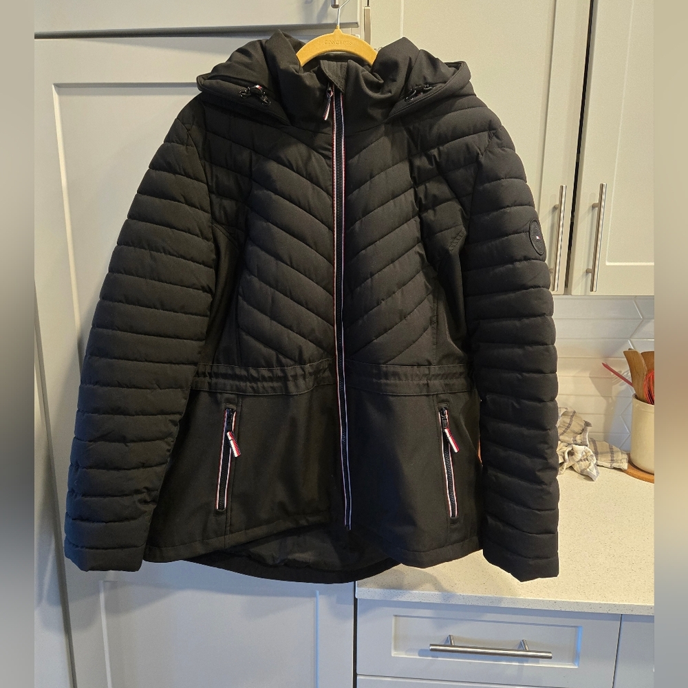 New without tags, tommy hilfiger half puffer jacket